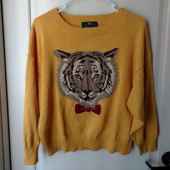 Vivi Pooty Sweaters - Cropped  Oversized Sweater Tiger Small Medium